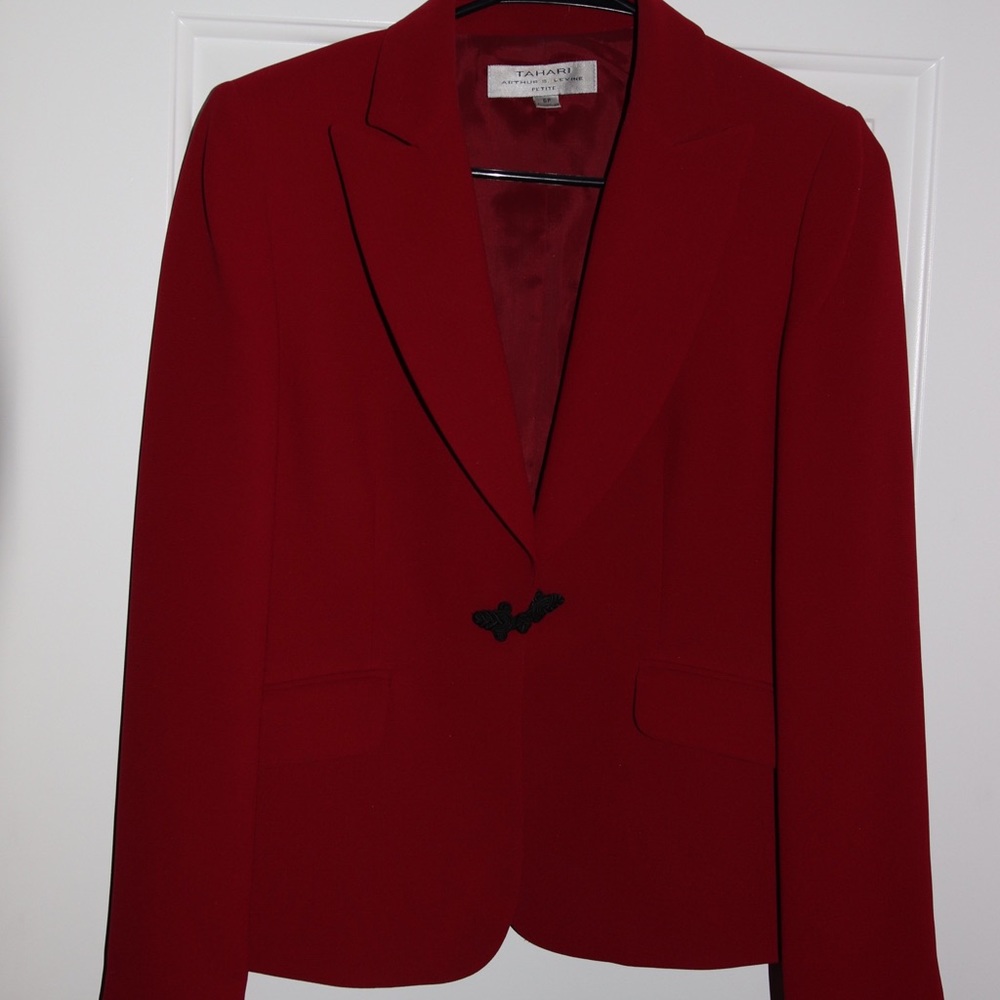 Tahari Blazer Jacket